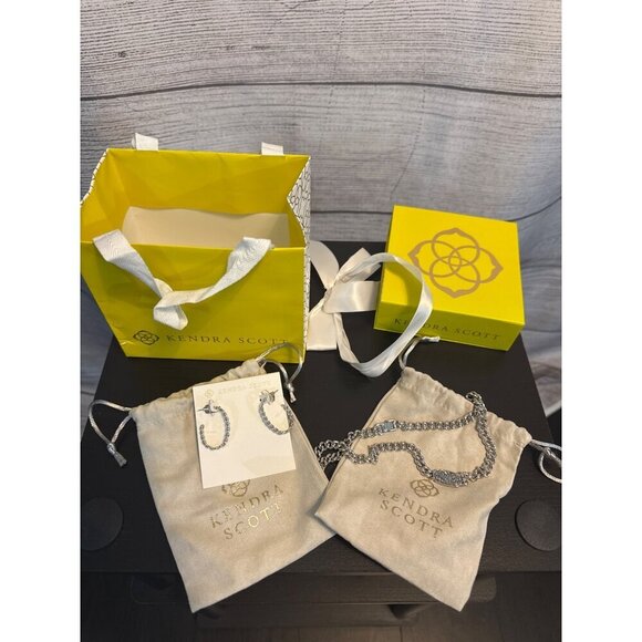 NIB Kendra Scott Silver Chain Link Drusy Necklace & Hoop Earrings Gift Set With - Picture 1 of 5